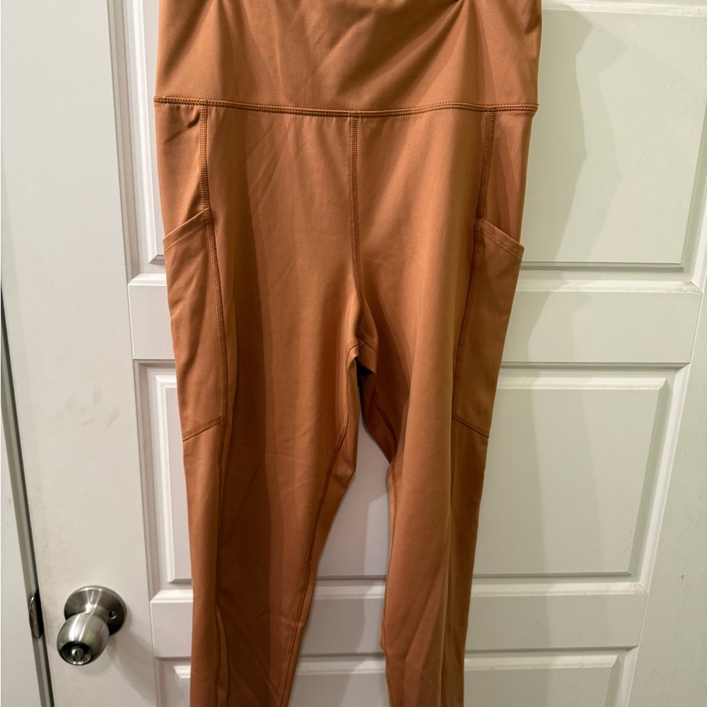 American Eagle Outfitters Rust Color Pocket Leggings Size Large